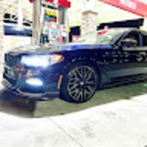 Meet your Posher, Blake